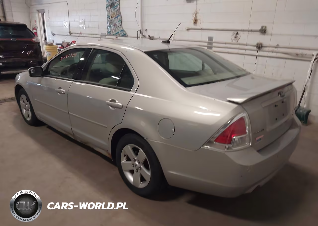 2009 Ford Fusion Se VIN:3FAHP07179R158433 - 3