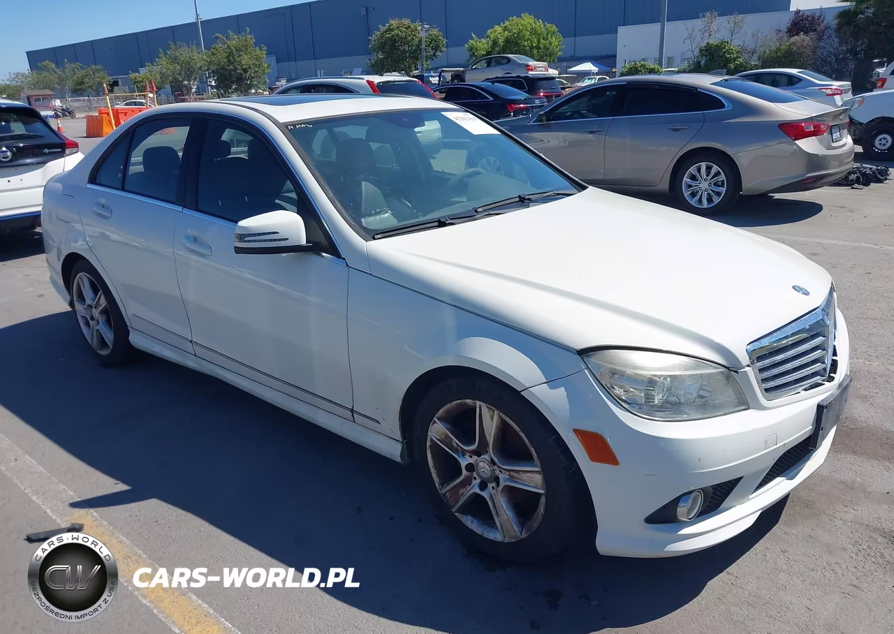 2010 Mercedes-Benz C 300 Sport – zdjęcie 1 z 11