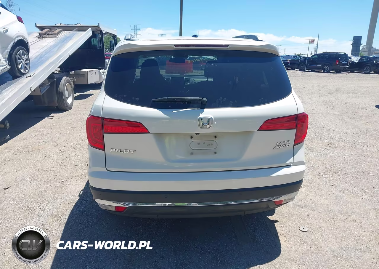 2017 Honda Pilot Elite VIN:5FNYF6H00HB027351 - 16