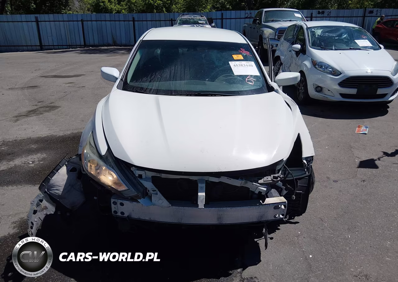 2018 Nissan Altima 2.5 S VIN:1N4AL3AP3JC472465 - 13