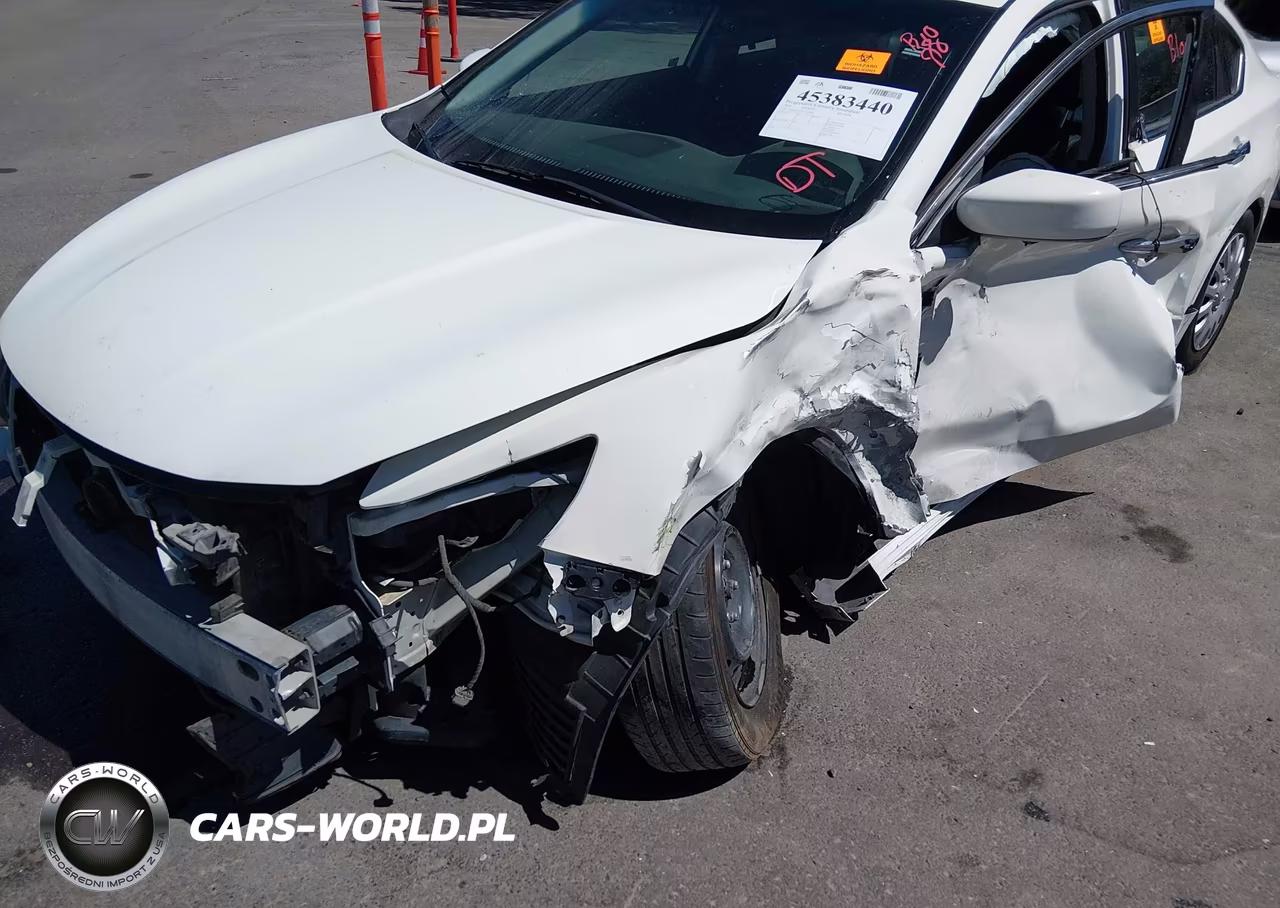 2018 Nissan Altima 2.5 S VIN:1N4AL3AP3JC472465 - 6