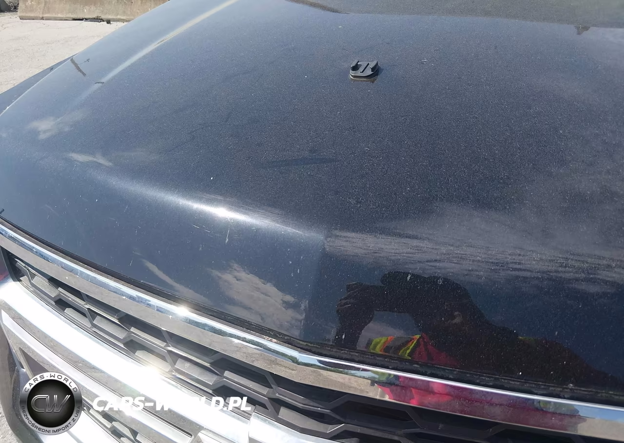 2019 Chevrolet Suburban Ls VIN:1GNSCGKC4KR300243 - 16