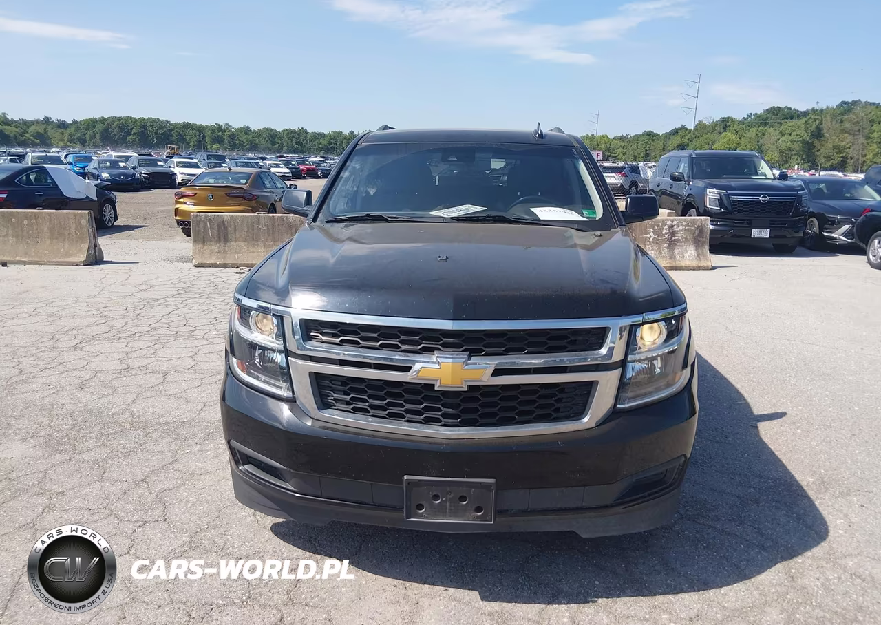 2019 Chevrolet Suburban Ls VIN:1GNSCGKC4KR300243 - 17