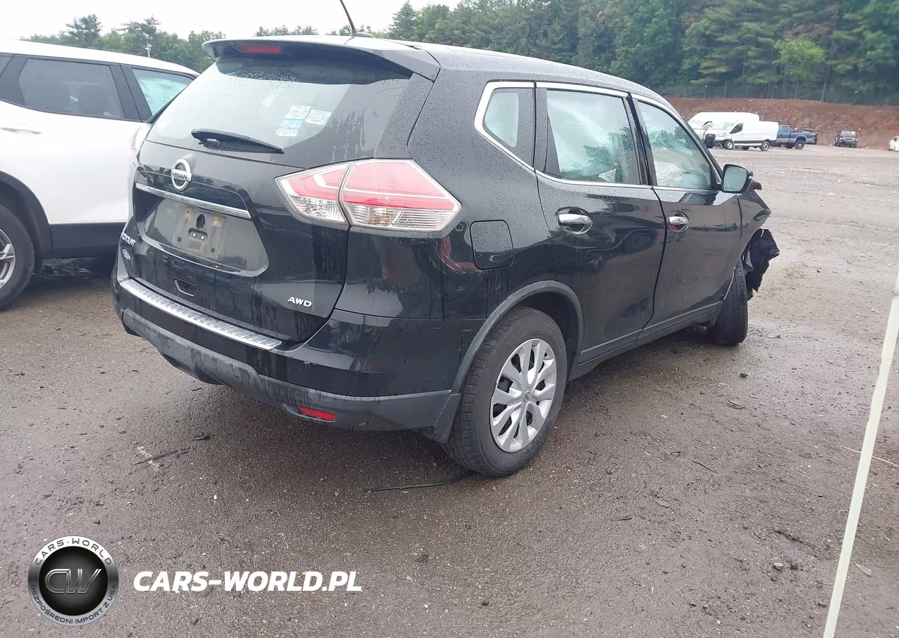 2015 Nissan Rogue S VIN:KNMAT2MV6FP547223 - 4