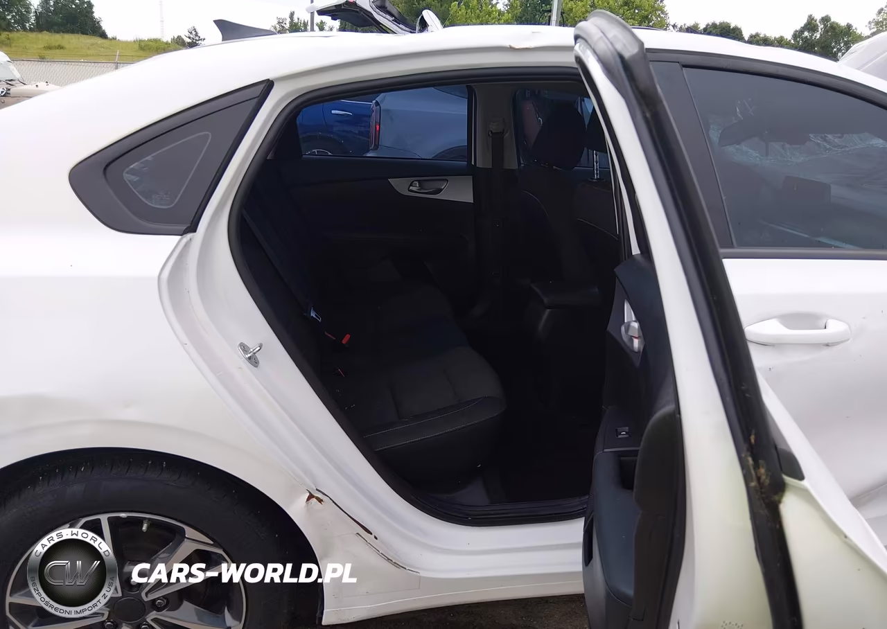 2024 Kia Forte Lxs VIN:3KPF24AD1RE822629 - 8