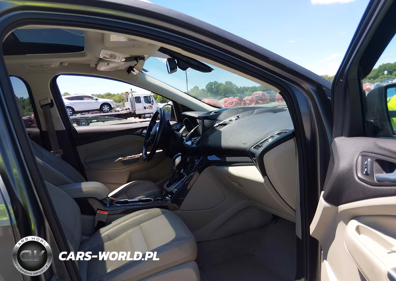 2014 Ford Escape Titanium VIN:1FMCU0J92EUA21779 - 5