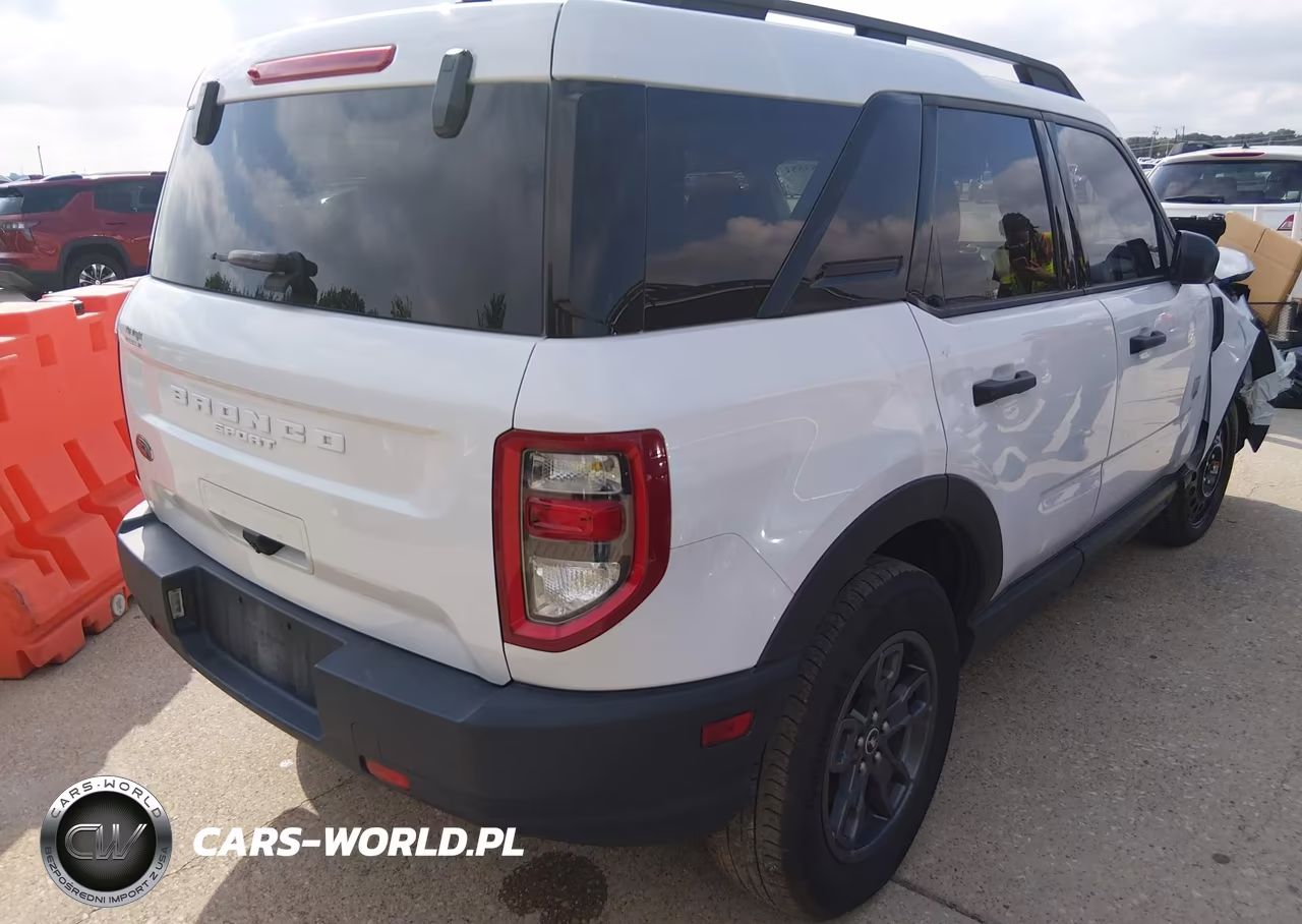 2022 Ford Bronco Sport Big Bend VIN:3FMCR9B68NRD35597 - 4