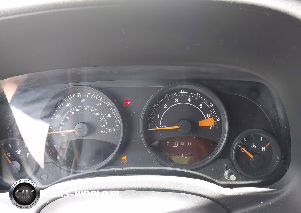 2016 Jeep Compass Sport VIN:1C4NJCBA9GD815066 - 7