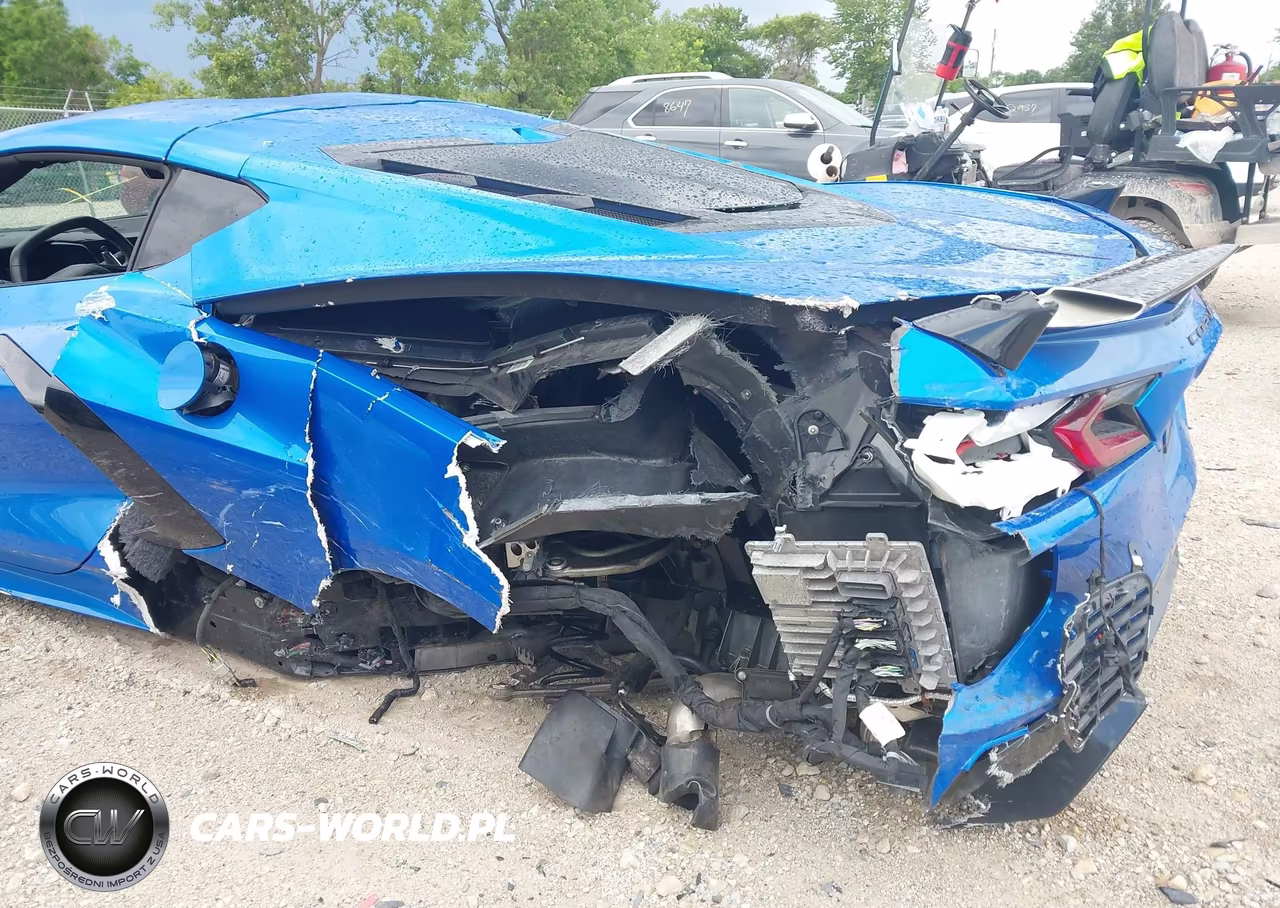 2025 Chevrolet Corvette Stingray VIN:1G1YA2D46S5104175 - 6