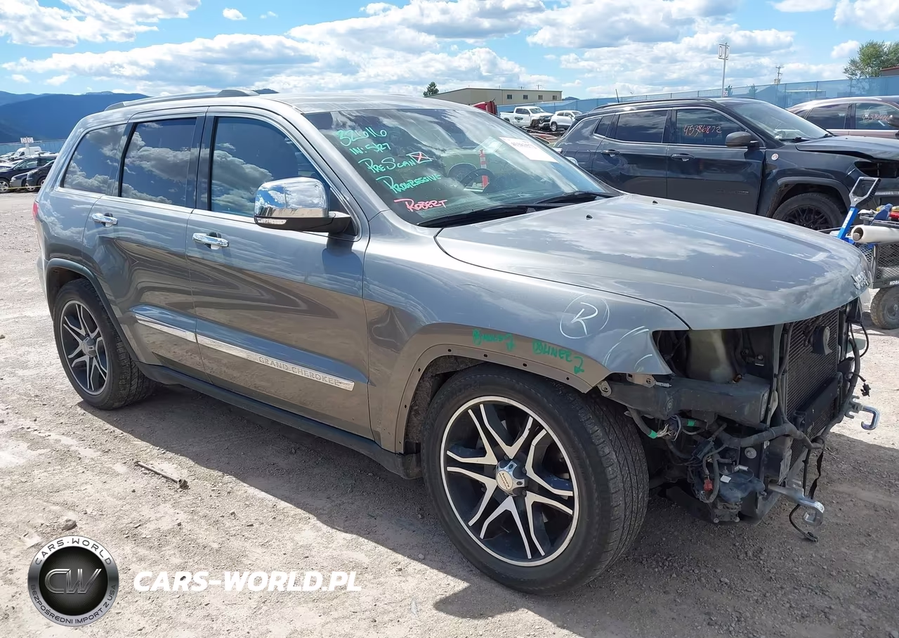 2013 Jeep Grand Cherokee Overland Summit