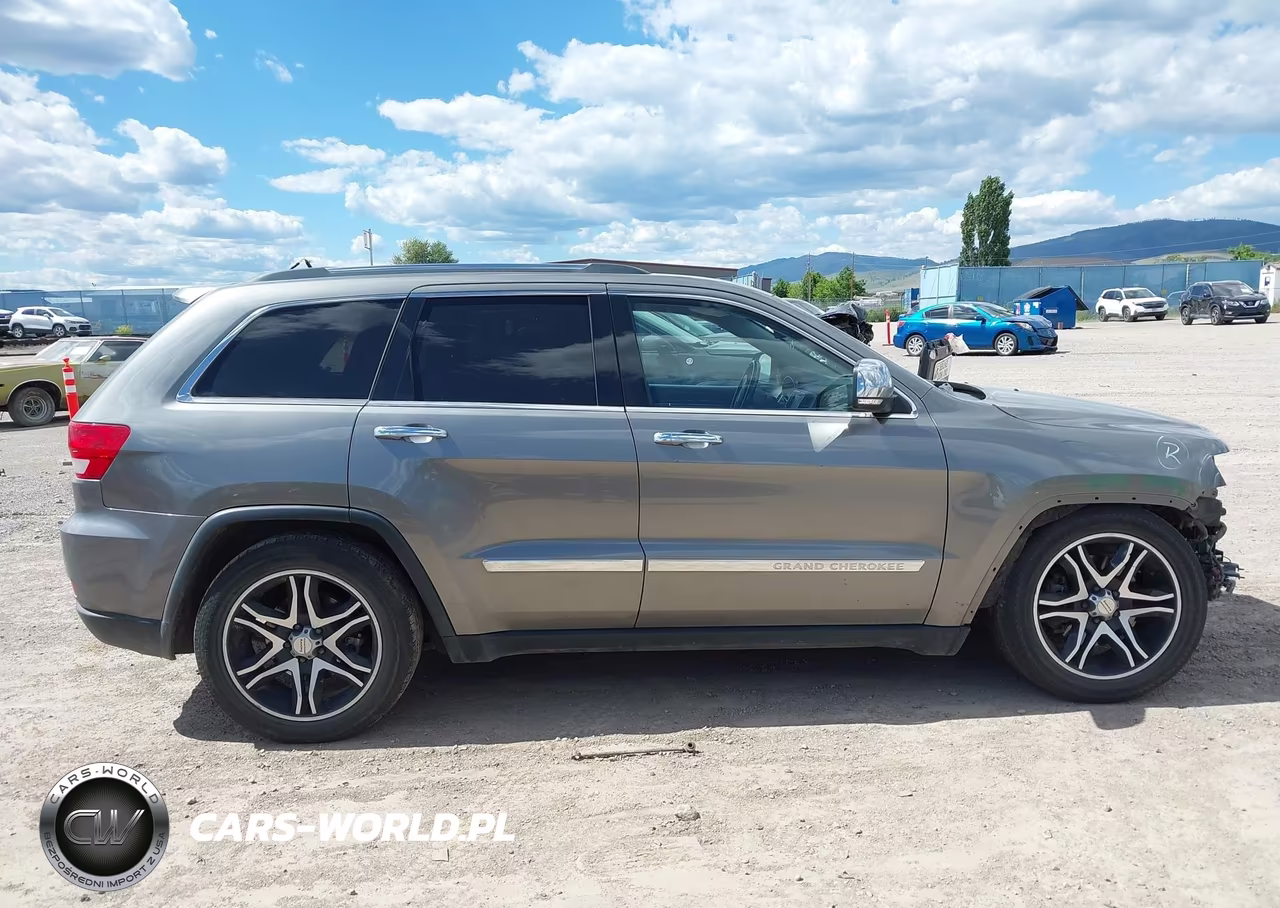 2013 Jeep Grand Cherokee Overland Summit VIN:1C4RJFCT5DC572666 - 14
