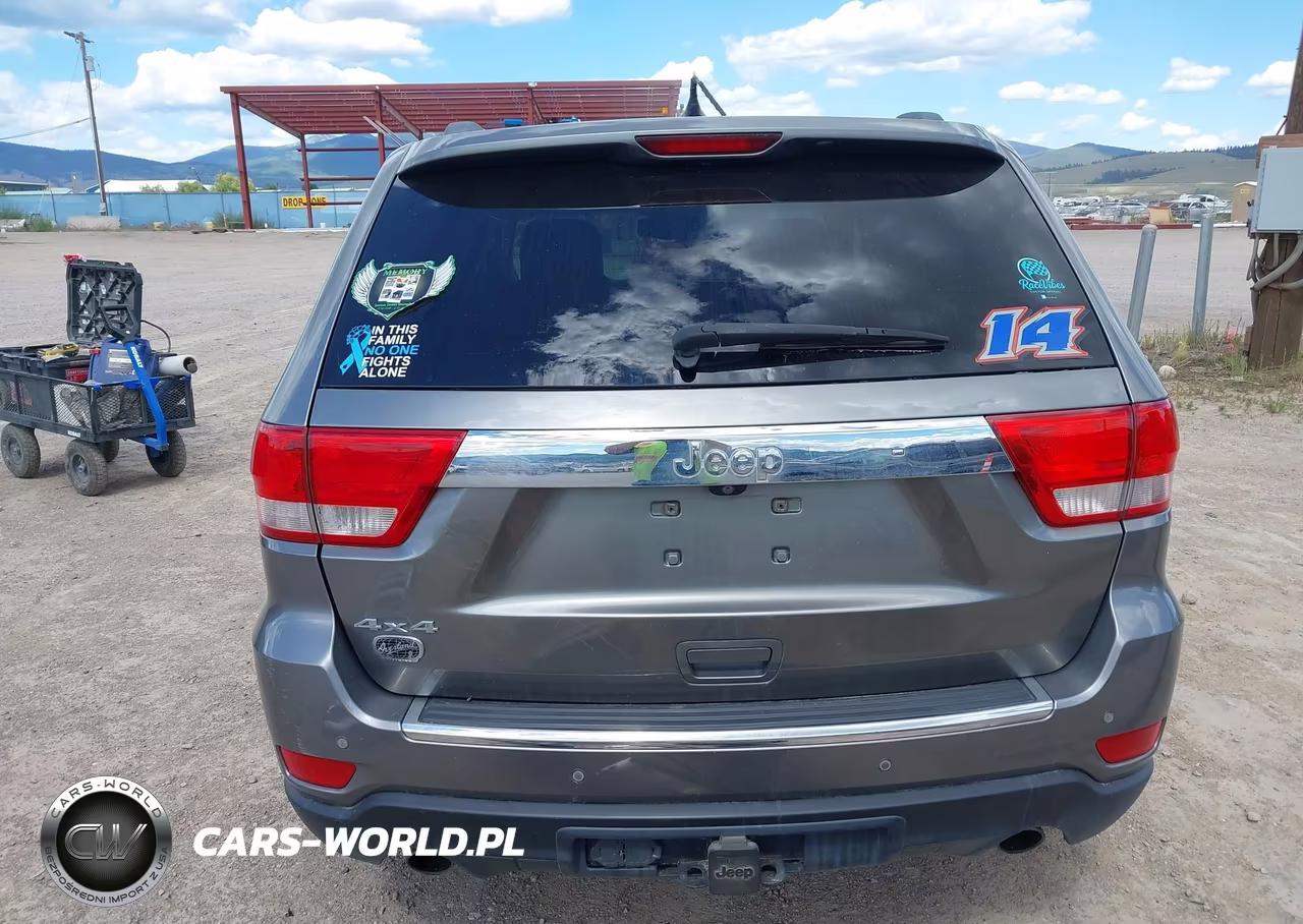 2013 Jeep Grand Cherokee Overland Summit VIN:1C4RJFCT5DC572666 - 17
