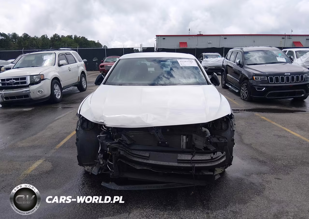 2023 Volkswagen Jetta 1.5T Sport VIN:3VWBM7BU7PM018649 - 13