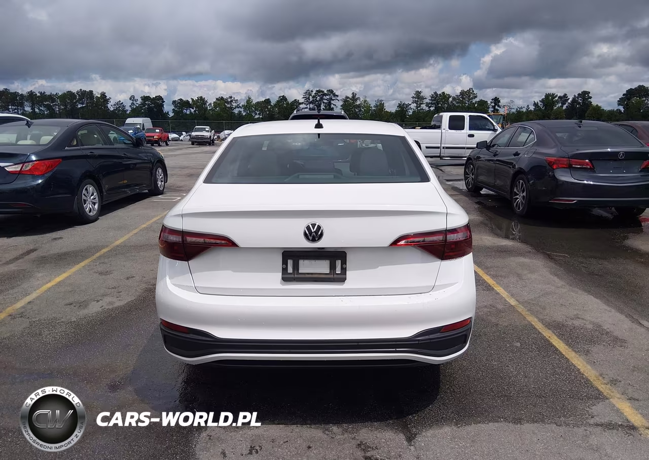 2023 Volkswagen Jetta 1.5T Sport VIN:3VWBM7BU7PM018649 - 17