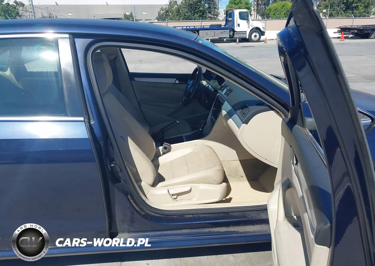 2012 Volkswagen Passat 2.5L Se VIN:1VWBP7A35CC013803 - 5