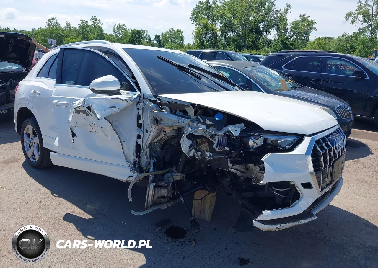 2021 Audi Q3 Premium 40 Tfsi Quattro Tiptronic – zdjęcie 1 z 17