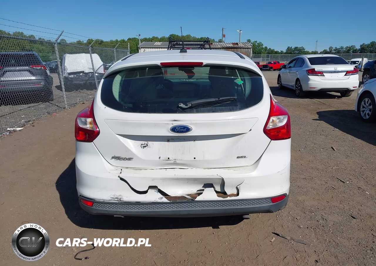 2012 Ford Focus Sel VIN:1FAHP3M22CL334180 - 16
