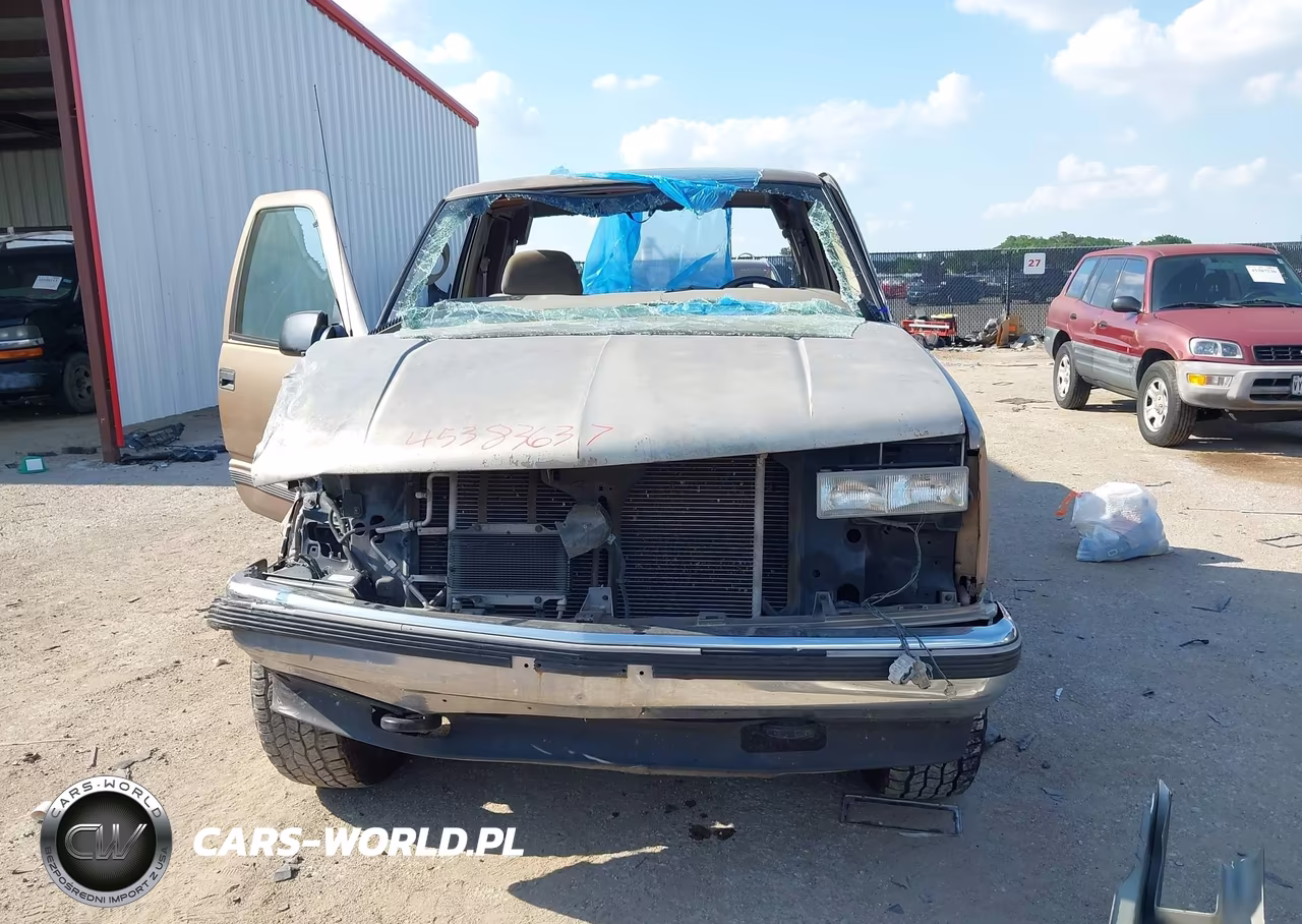 1997 Chevrolet K1500 Fleetside VIN:2GCEK19R3V1241831 - 12