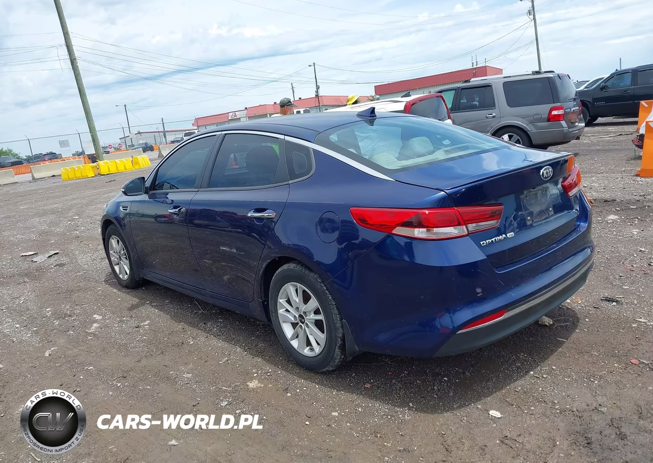2017 Kia Optima Lx VIN:5XXGT4L37HG177772 - 3