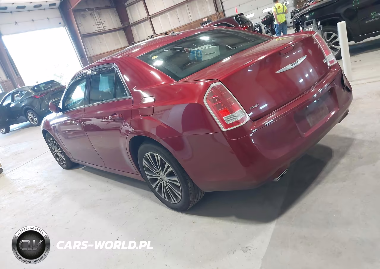 2013 Chrysler 300 300S VIN:2C3CCAGT7DH564776 - 3