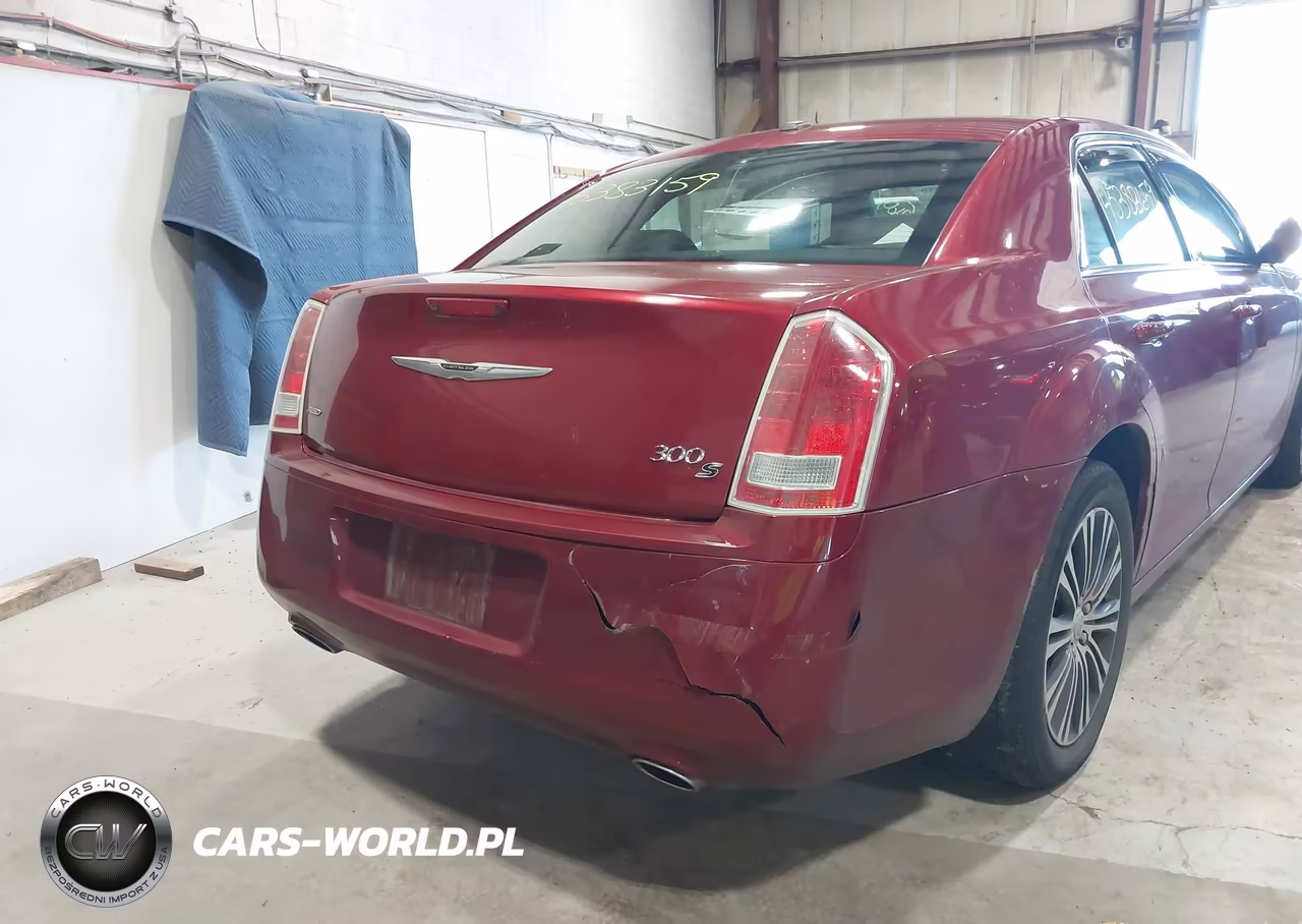 2013 Chrysler 300 300S VIN:2C3CCAGT7DH564776 - 6