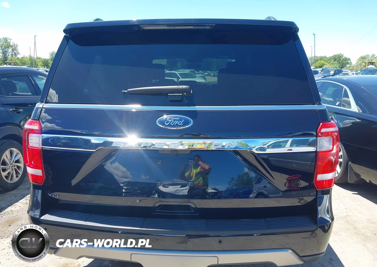 2021 Ford Expedition Xlt VIN:1FMJU1JT6MEA22306 - 17