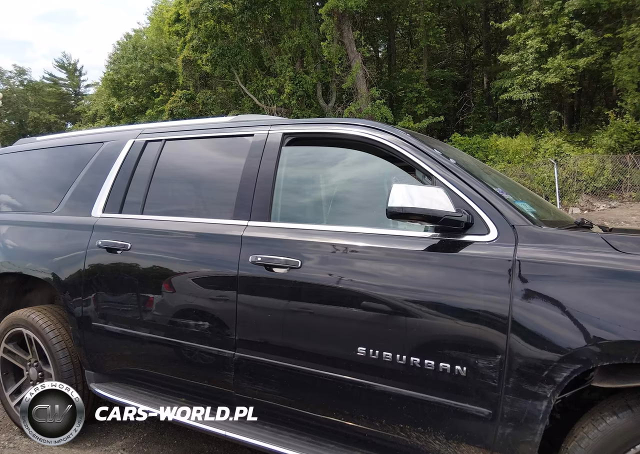 2019 Chevrolet Suburban Premier VIN:1GNSKJKC7KR150502 - 13