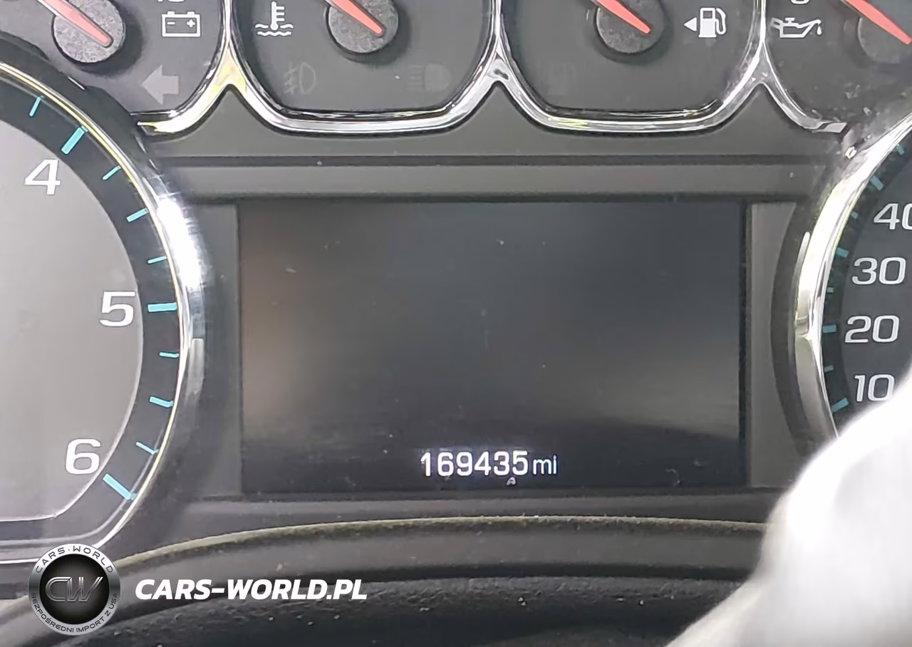 2019 Chevrolet Suburban Premier VIN:1GNSKJKC7KR150502 - 15