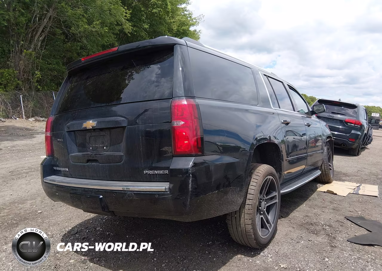 2019 Chevrolet Suburban Premier VIN:1GNSKJKC7KR150502 - 4