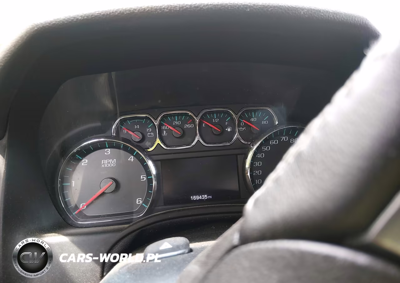 2019 Chevrolet Suburban Premier VIN:1GNSKJKC7KR150502 - 7
