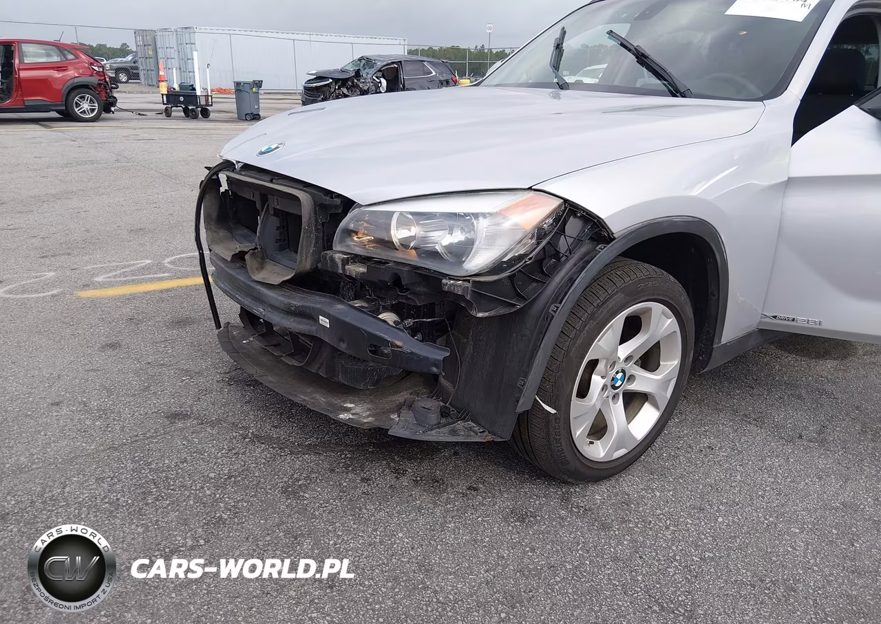 2015 BMW X1 Sdrive28I VIN:WBAVM1C54FVW57738 - 13