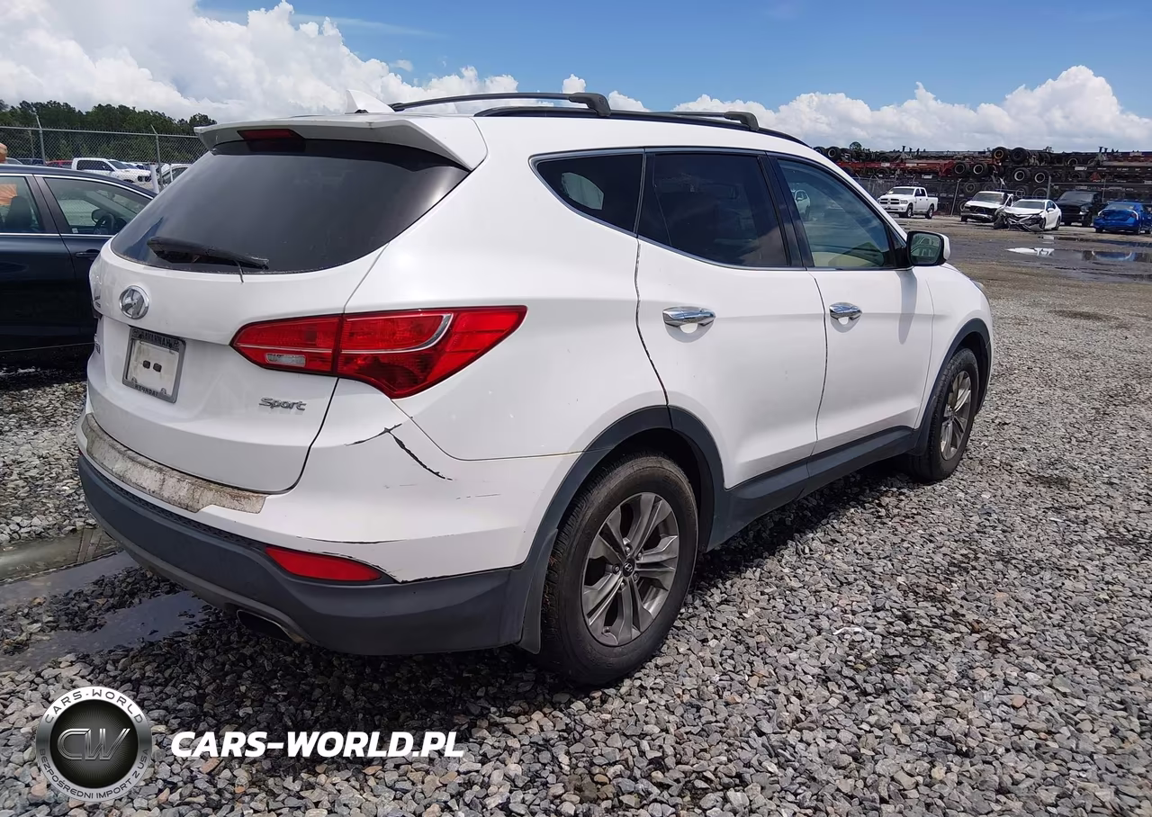 2015 Hyundai Santa Fe Sport 2.4L VIN:5XYZU3LB2FG292635 - 4