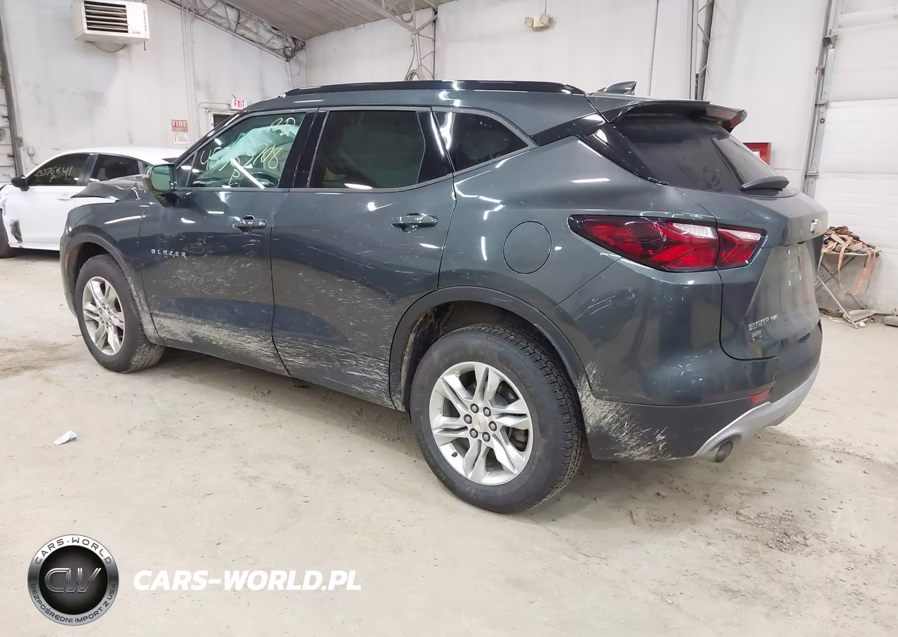 2019 Chevrolet Blazer VIN:3GNKBGRS5KS625707 - 3
