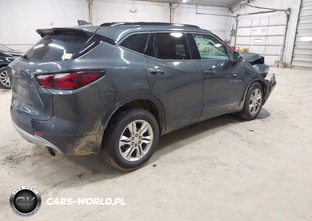 2019 Chevrolet Blazer VIN:3GNKBGRS5KS625707 - 4
