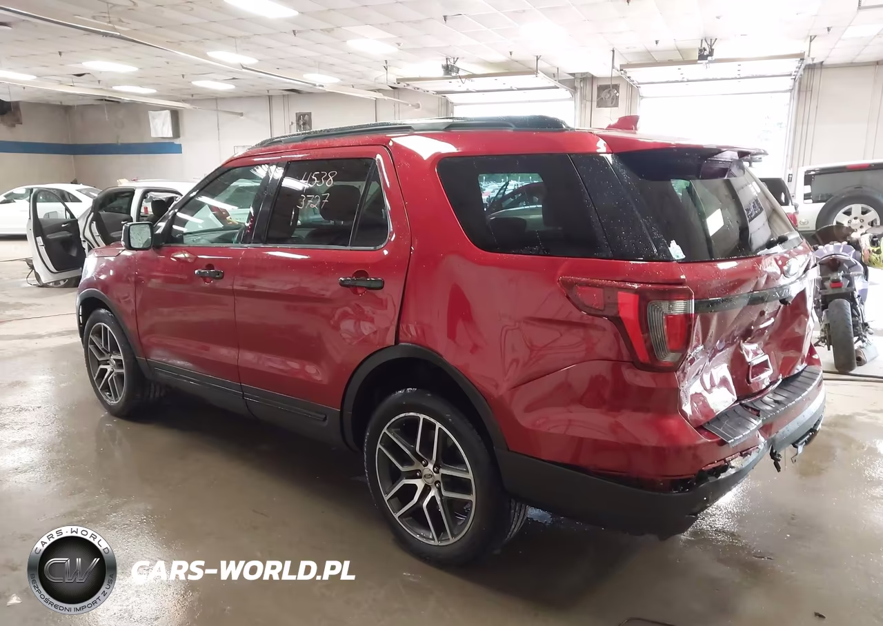 2016 Ford Explorer Sport VIN:1FM5K8GTXGGB00120 - 3
