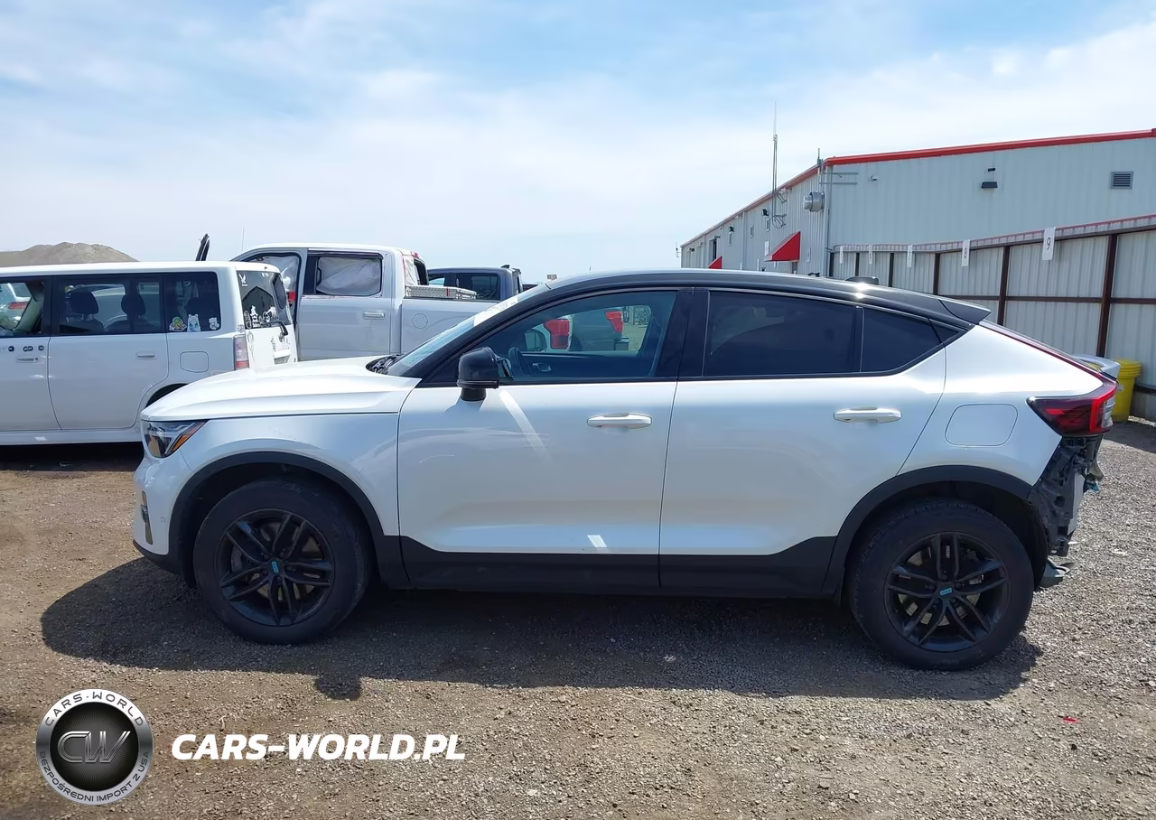 2022 Volvo C40 Recharge Pure Electric P8 Ultimate VIN:YV4ED3GB8N2008276 - 15