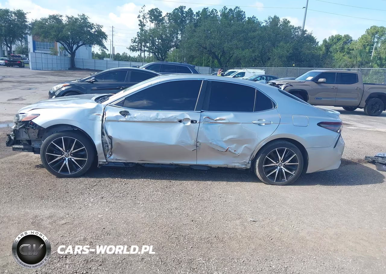 2022 Toyota Camry Se VIN:4T1G11AK2NU693683 - 13