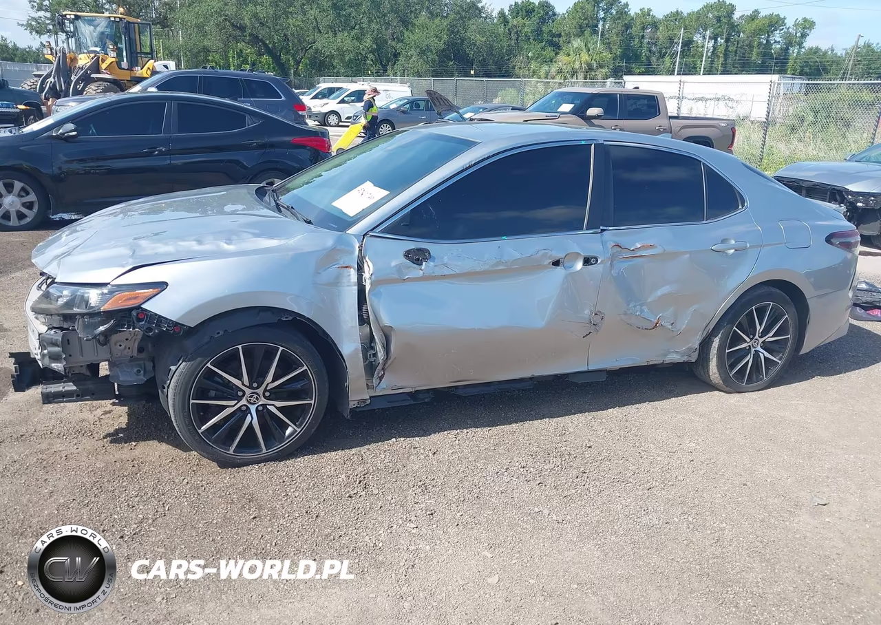2022 Toyota Camry Se VIN:4T1G11AK2NU693683 - 16