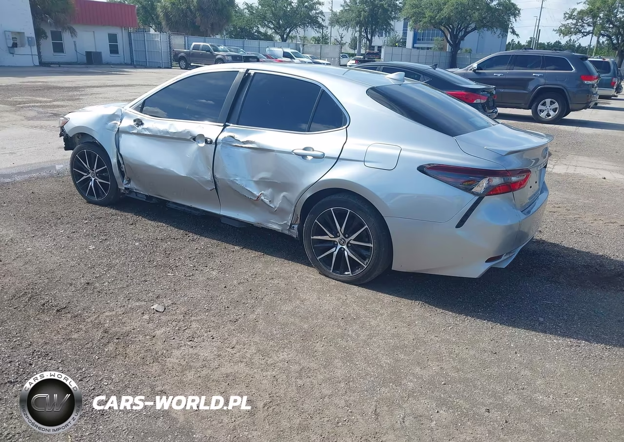 2022 Toyota Camry Se VIN:4T1G11AK2NU693683 - 3