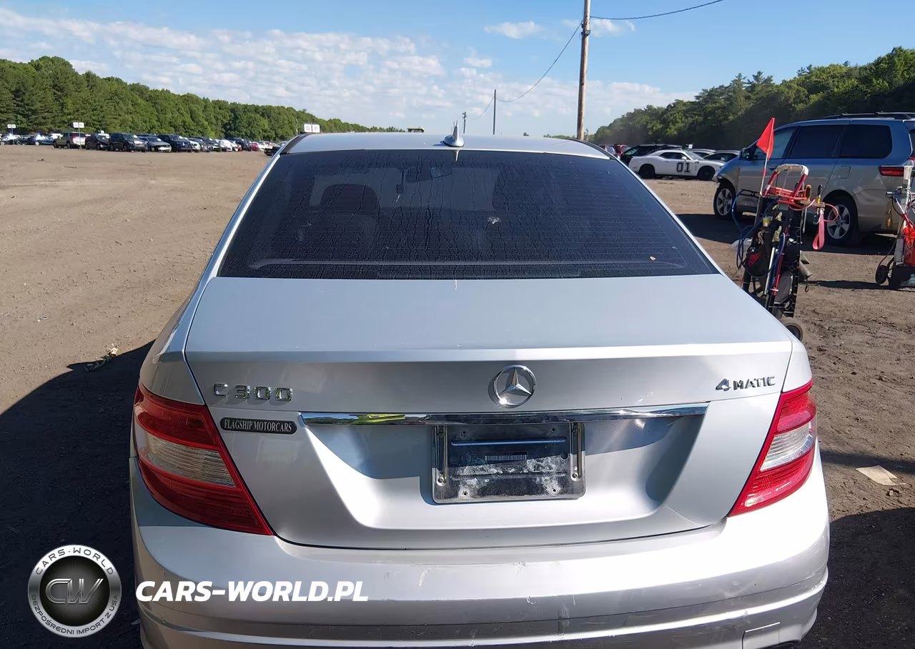 2010 Mercedes-Benz C 300 VIN:WDDGF8BB8AR131867 - 15