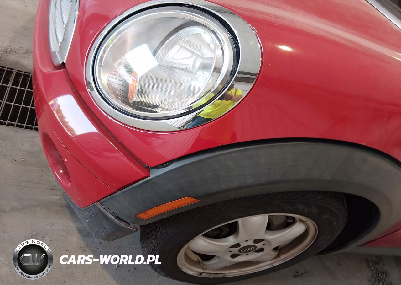 2007 Mini Cooper VIN:WMWMF33537TT58854 - 12
