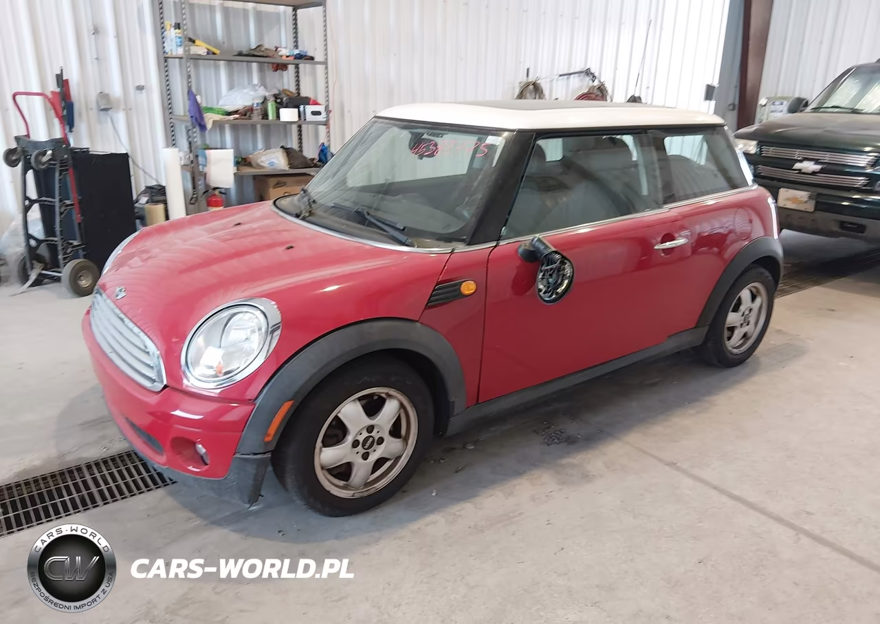 2007 Mini Cooper VIN:WMWMF33537TT58854 - 2