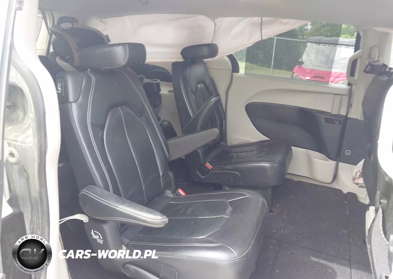 2022 Chrysler Pacifica Touring L VIN:2C4RC1BGXNR198095 - 8