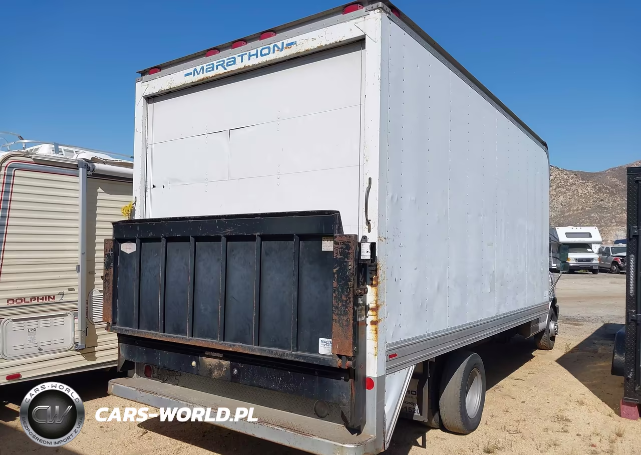 2005 Chevrolet Express Cutaway Base W-C7L-C7N VIN:1GBJG31U951267422 - 4