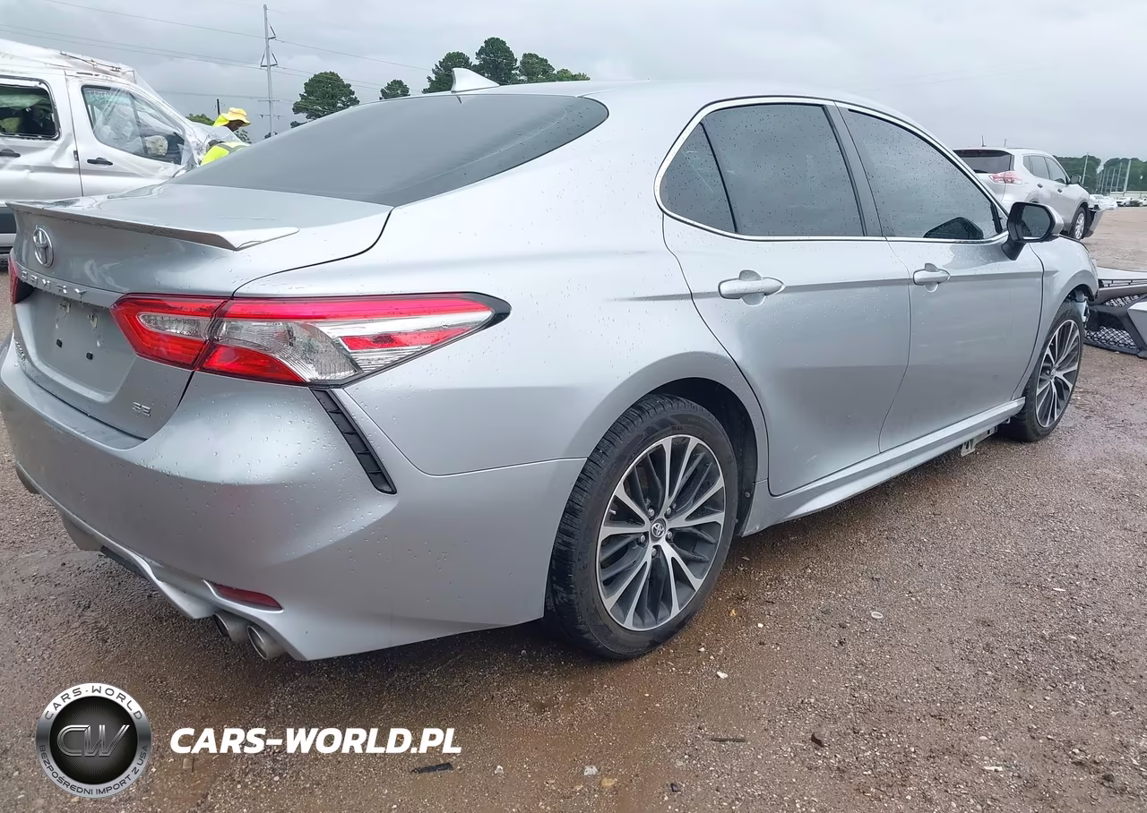 2019 Toyota Camry Se VIN:4T1B11HK6KU812928 - 4