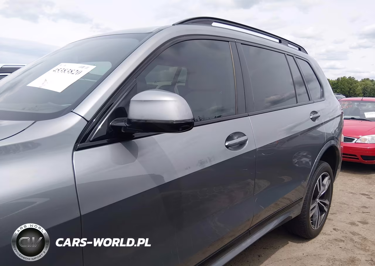 2023 BMW X7 xDrive40I VIN:5UX23EM03P9S00897 - 14