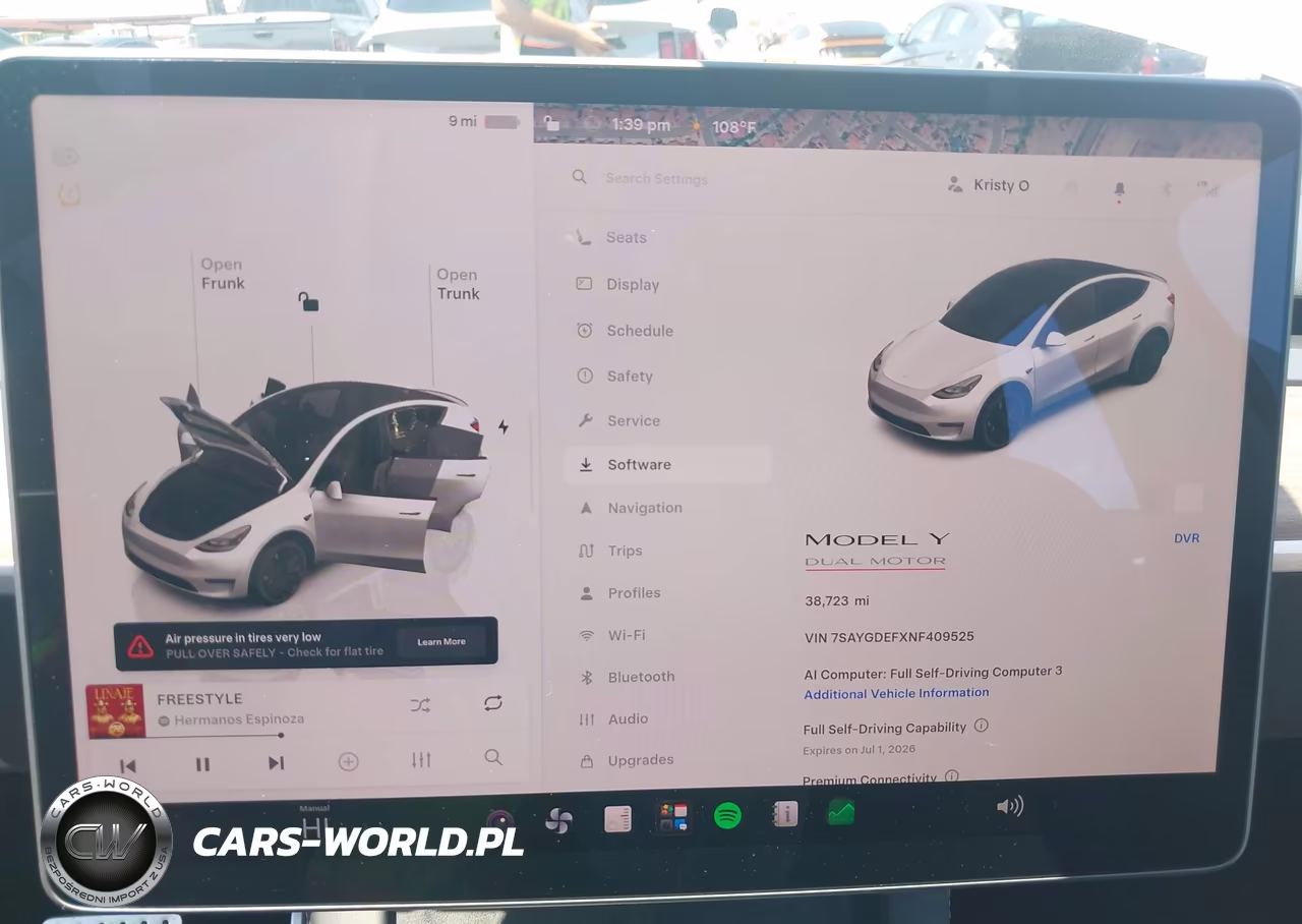 2022 Tesla Model Y Performance Dual Motor All-Wheel Drive VIN:7SAYGDEFXNF409525 - 17