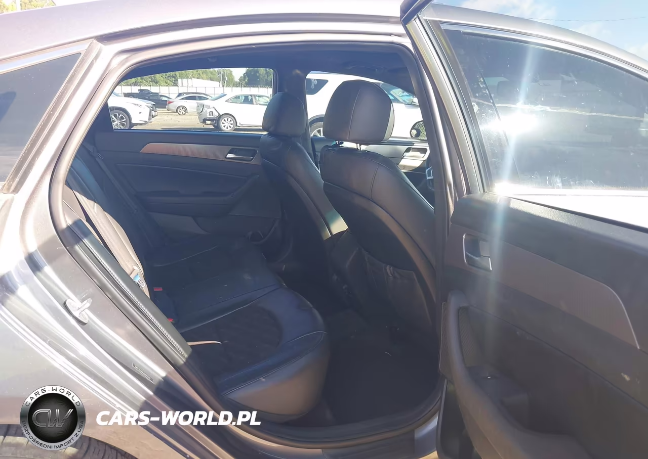 2018 Hyundai Sonata Sport 2.0T VIN:5NPE34AB0JH678742 - 8