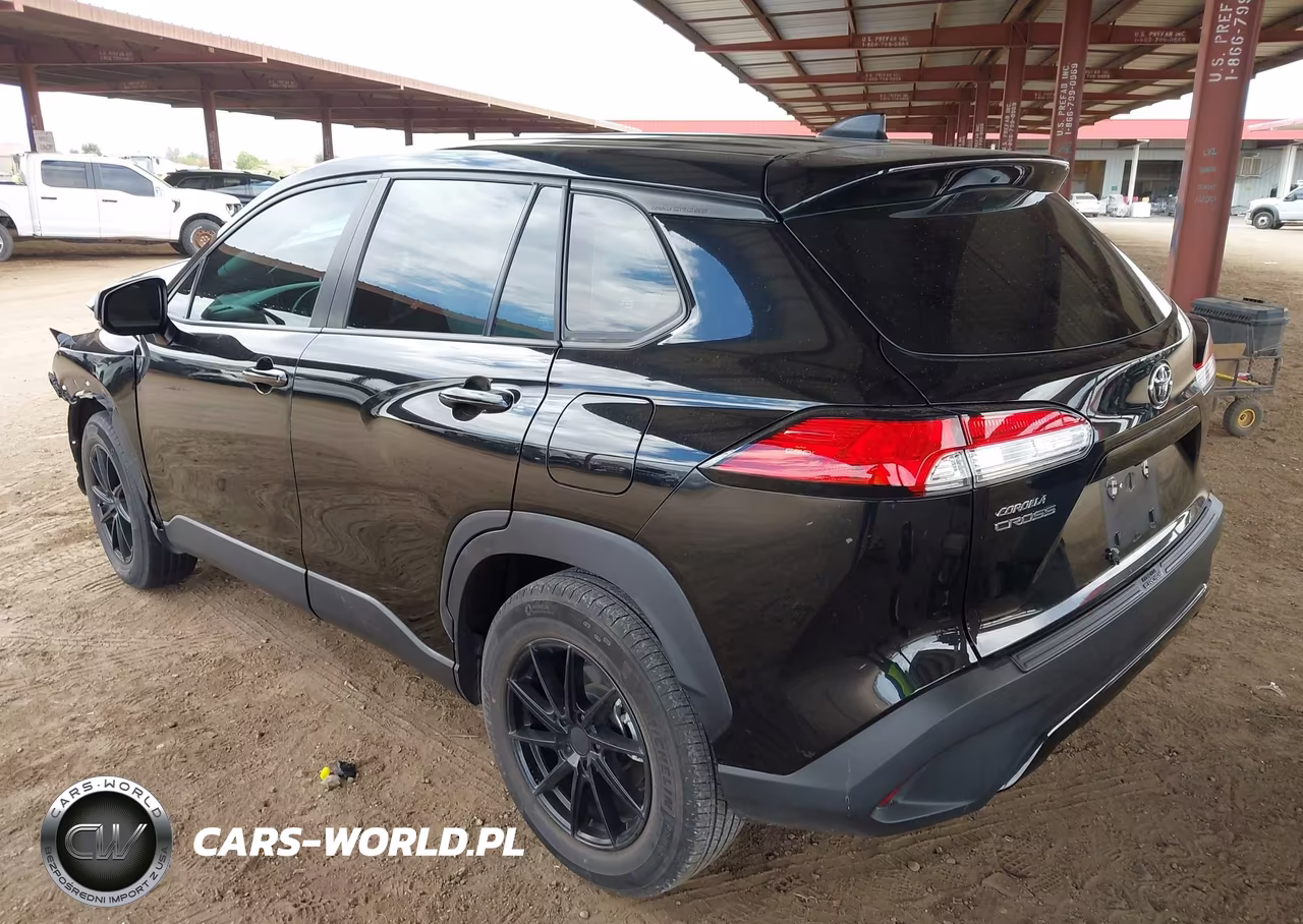2023 Toyota Corolla Cross L VIN:7MUAAAAG3PV050178 - 3