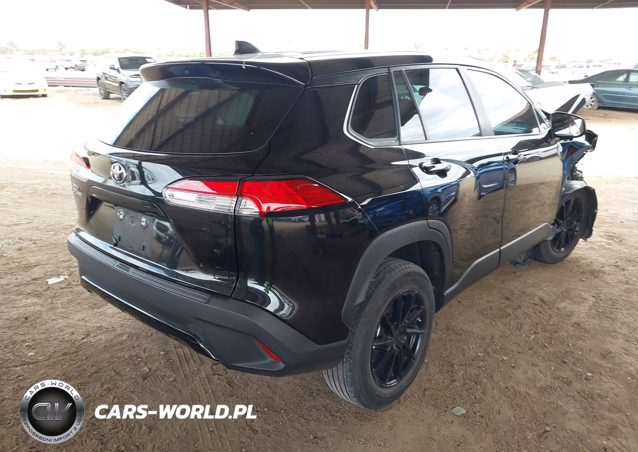 2023 Toyota Corolla Cross L VIN:7MUAAAAG3PV050178 - 4